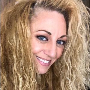 Meet your Posher, Cheryl